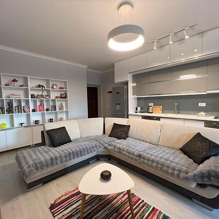 Tirana Gallery Apartment - City Center View Luaran gambar