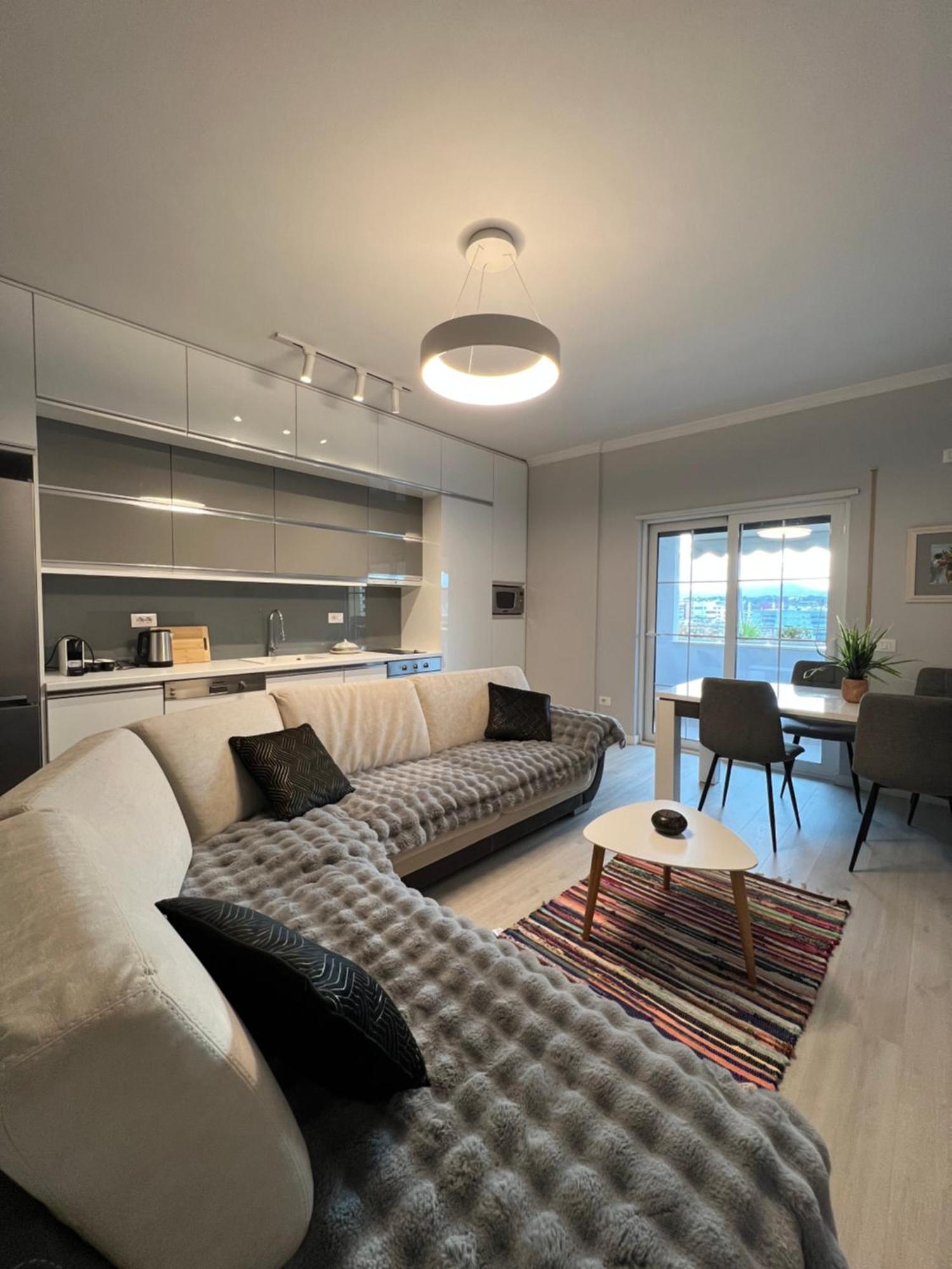 Tirana Gallery Apartment - City Center View Luaran gambar